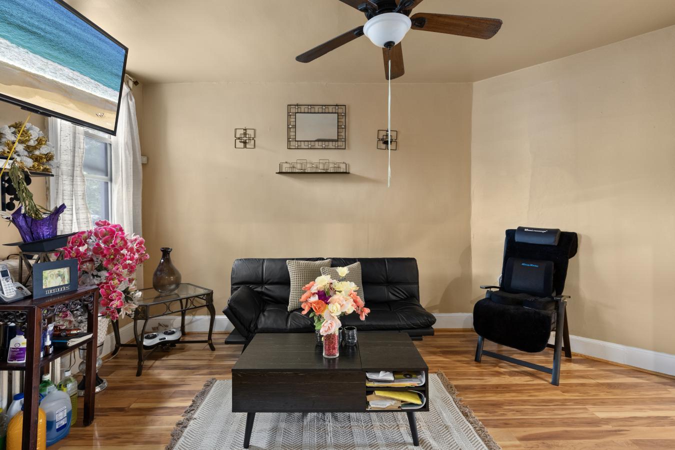 Washington, District Of Columbia, 20001, United States, 3 Bedrooms Bedrooms, ,1 BathroomBathrooms,Residential,For Sale,1828888