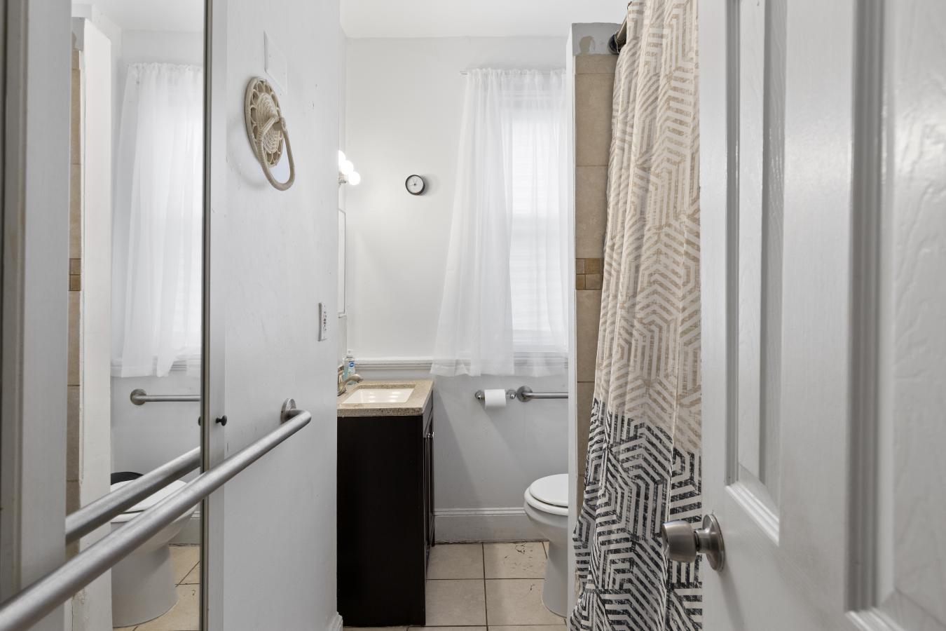 Washington, District Of Columbia, 20001, United States, 3 Bedrooms Bedrooms, ,1 BathroomBathrooms,Residential,For Sale,1828888