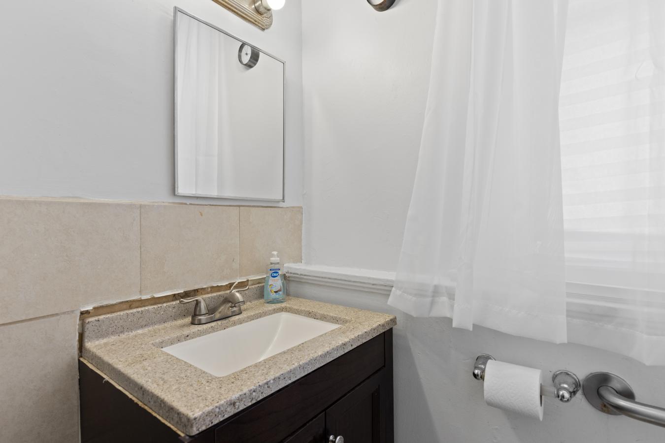 Washington, District Of Columbia, 20001, United States, 3 Bedrooms Bedrooms, ,1 BathroomBathrooms,Residential,For Sale,1828888