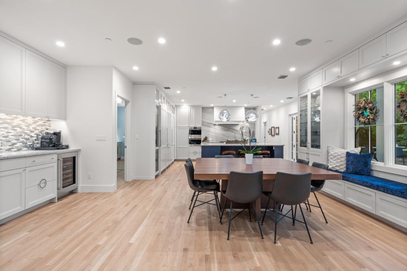 Austin, Travis, 78703, United States, 5 Bedrooms Bedrooms, ,6 BathroomsBathrooms,Residential,For Sale,1828882