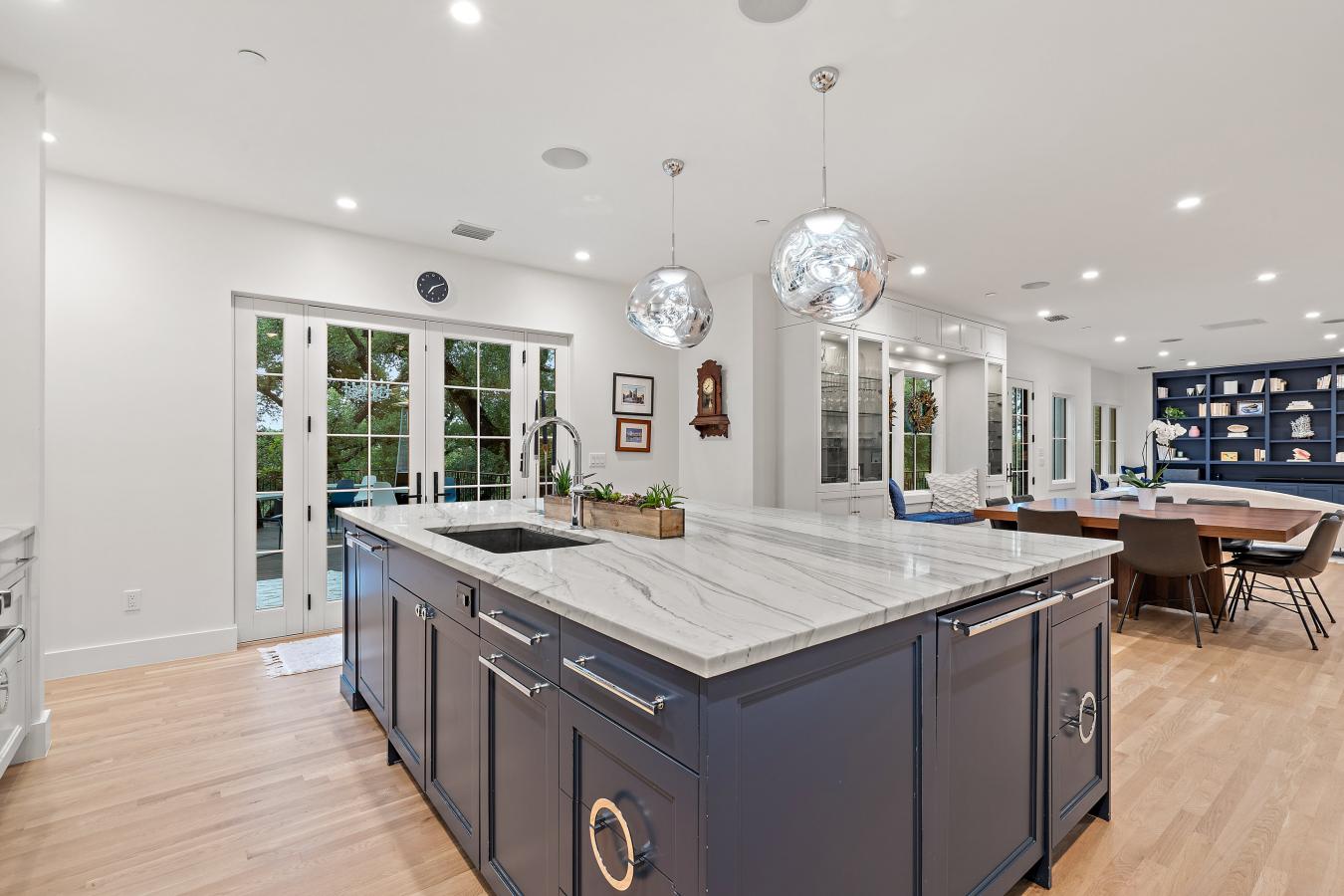 Austin, Travis, 78703, United States, 5 Bedrooms Bedrooms, ,6 BathroomsBathrooms,Residential,For Sale,1828882