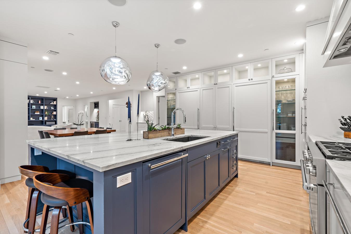 Austin, Travis, 78703, United States, 5 Bedrooms Bedrooms, ,6 BathroomsBathrooms,Residential,For Sale,1828882