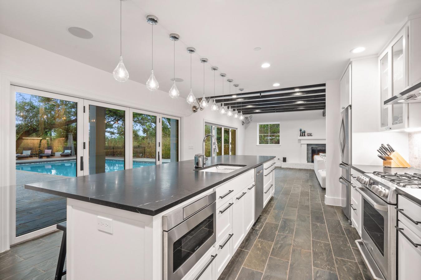 Austin, Travis, 78703, United States, 5 Bedrooms Bedrooms, ,6 BathroomsBathrooms,Residential,For Sale,1828882