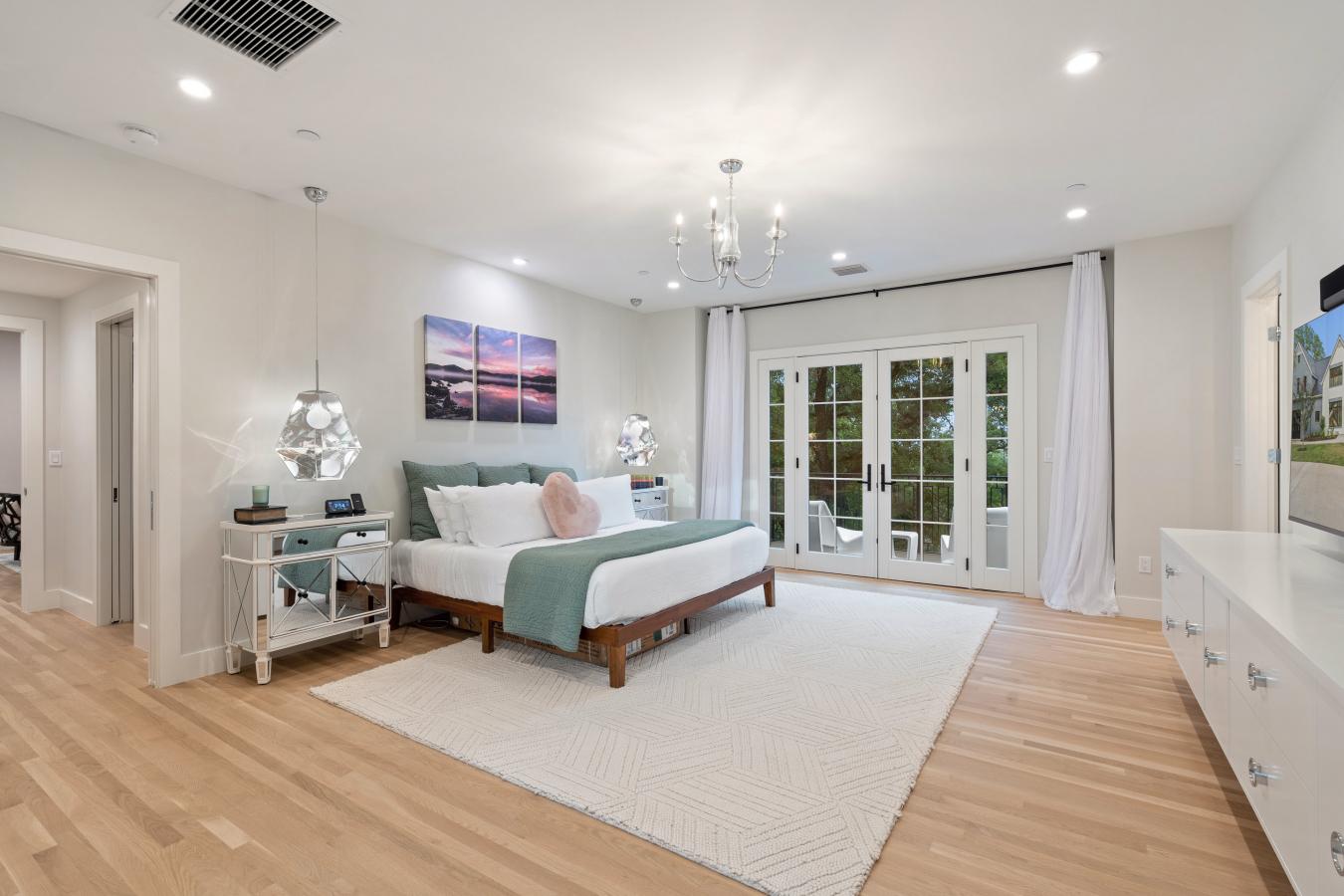 Austin, Travis, 78703, United States, 5 Bedrooms Bedrooms, ,6 BathroomsBathrooms,Residential,For Sale,1828882