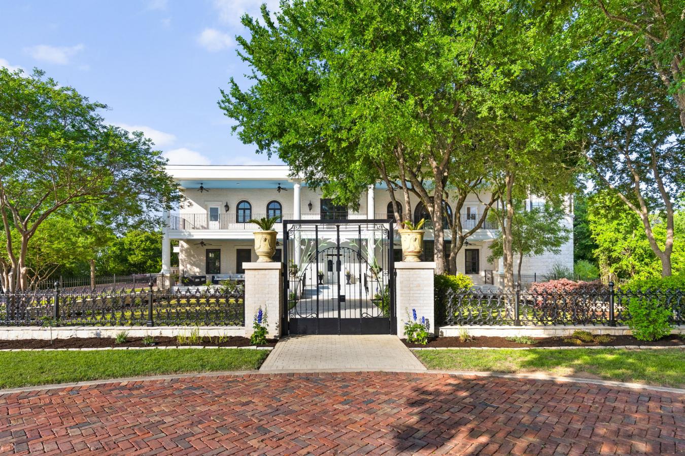 New Braunfels, Guadalupe, 78130, United States, 5 Bedrooms Bedrooms, ,5 BathroomsBathrooms,Residential,For Sale,1828881