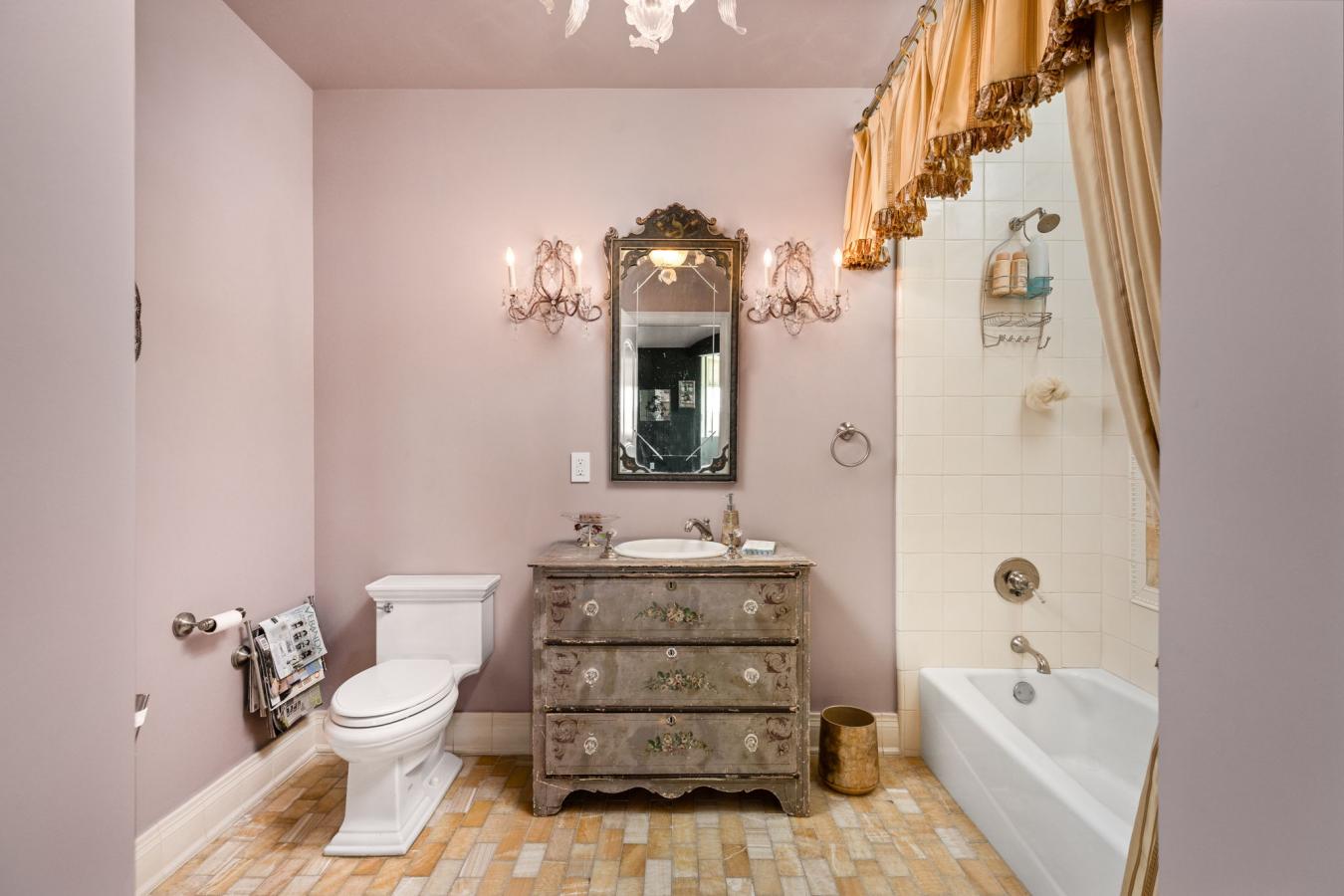 New Braunfels, Guadalupe, 78130, United States, 5 Bedrooms Bedrooms, ,5 BathroomsBathrooms,Residential,For Sale,1828881