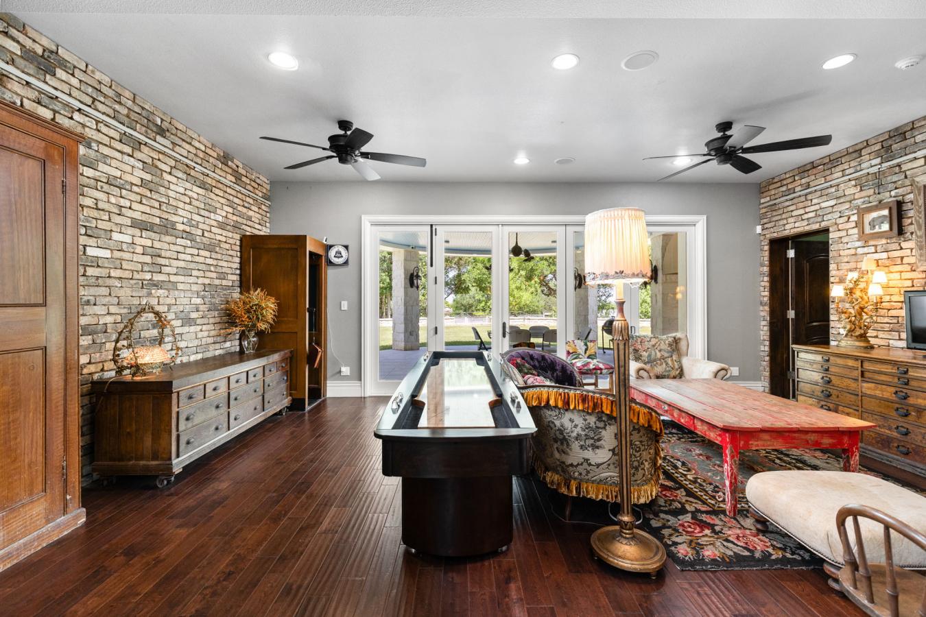 New Braunfels, Guadalupe, 78130, United States, 5 Bedrooms Bedrooms, ,5 BathroomsBathrooms,Residential,For Sale,1828881
