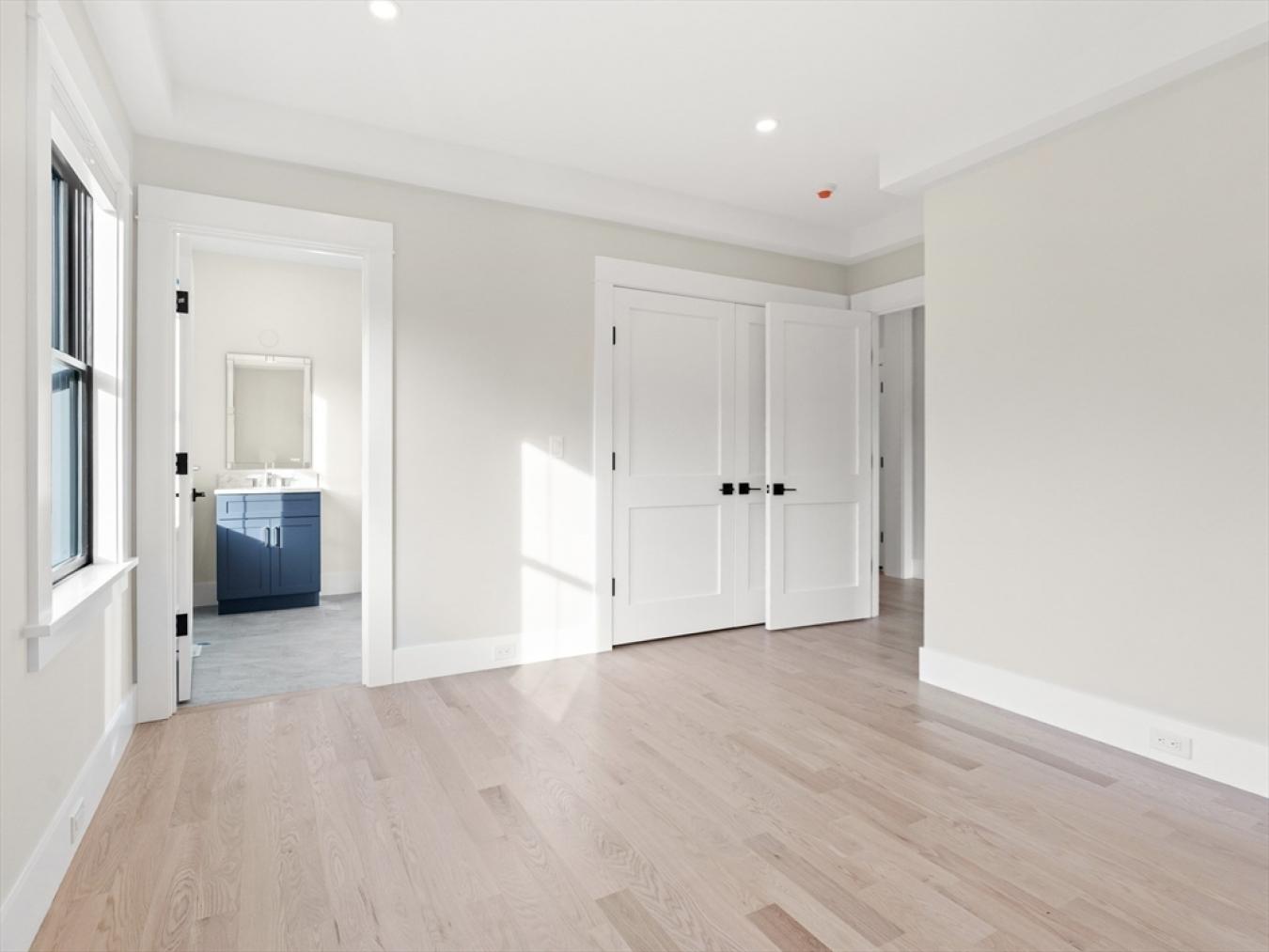 Natick, Massachusetts, 01760, United States, 6 Bedrooms Bedrooms, ,6 BathroomsBathrooms,Residential,For Sale,1828878