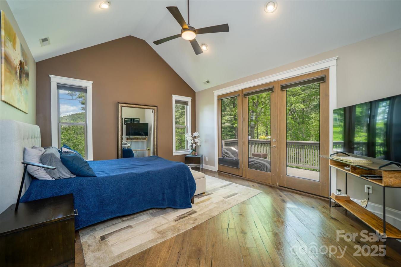 Asheville, North Carolina, 28803, United States, 6 Bedrooms Bedrooms, ,4 BathroomsBathrooms,Residential,For Sale,1828876