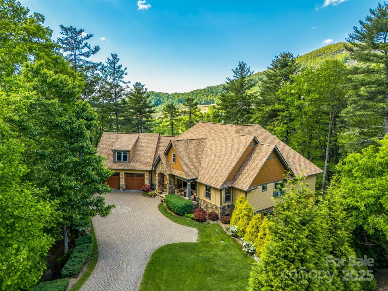 Asheville, North Carolina, 28803, United States, 6 Bedrooms Bedrooms, ,4 BathroomsBathrooms,Residential,For Sale,1828876