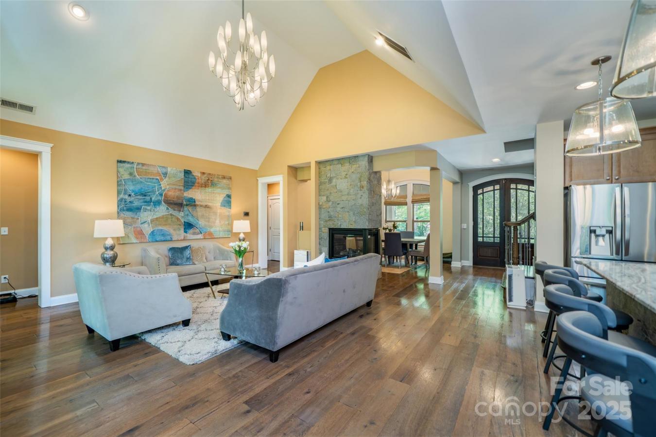 Asheville, North Carolina, 28803, United States, 6 Bedrooms Bedrooms, ,4 BathroomsBathrooms,Residential,For Sale,1828876