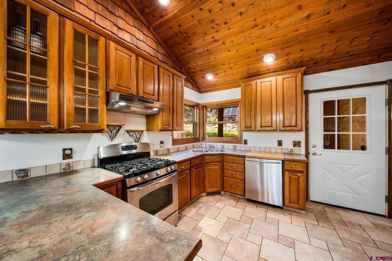 Durango, Colorado, 81301, United States, 3 Bedrooms Bedrooms, ,3 BathroomsBathrooms,Residential,For Sale,1828874