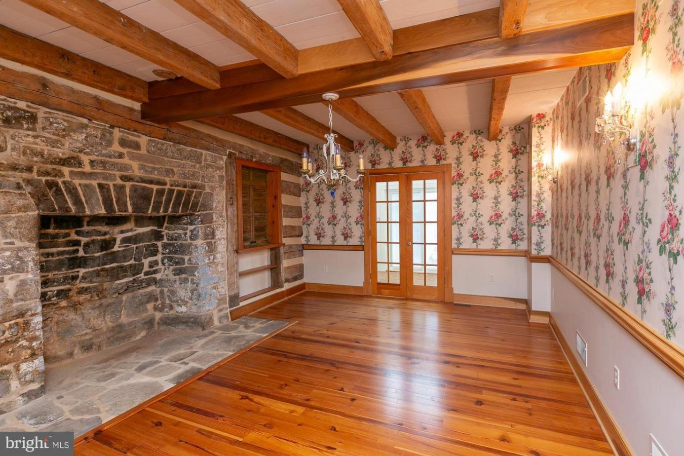 Hedgesville, West Virginia, 25427, United States, 5 Bedrooms Bedrooms, ,4 BathroomsBathrooms,Residential,For Sale,1820687