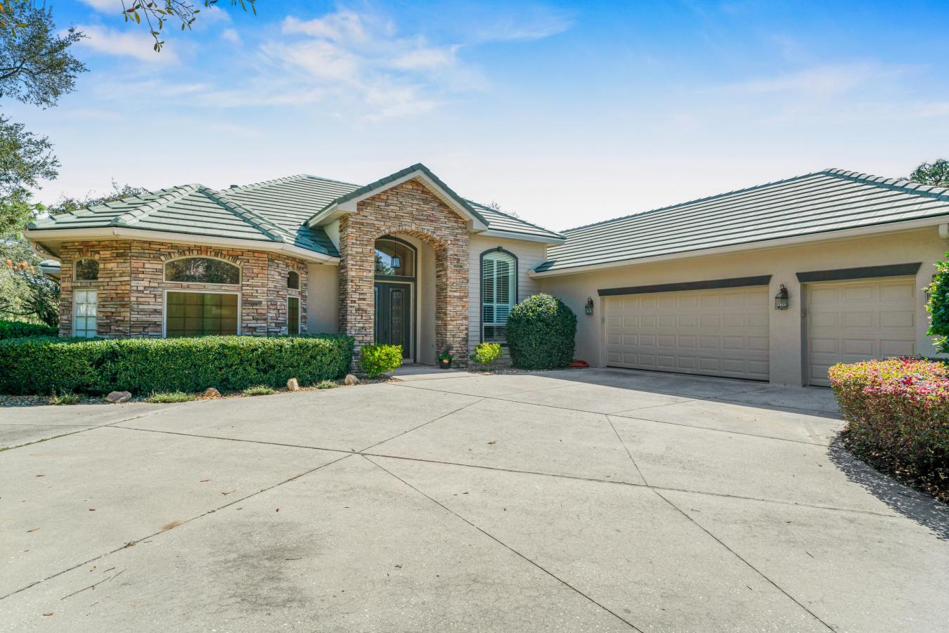 Lecanto, Florida, 34461, United States, 3 Bedrooms Bedrooms, ,3 BathroomsBathrooms,Residential,For Sale,1880129