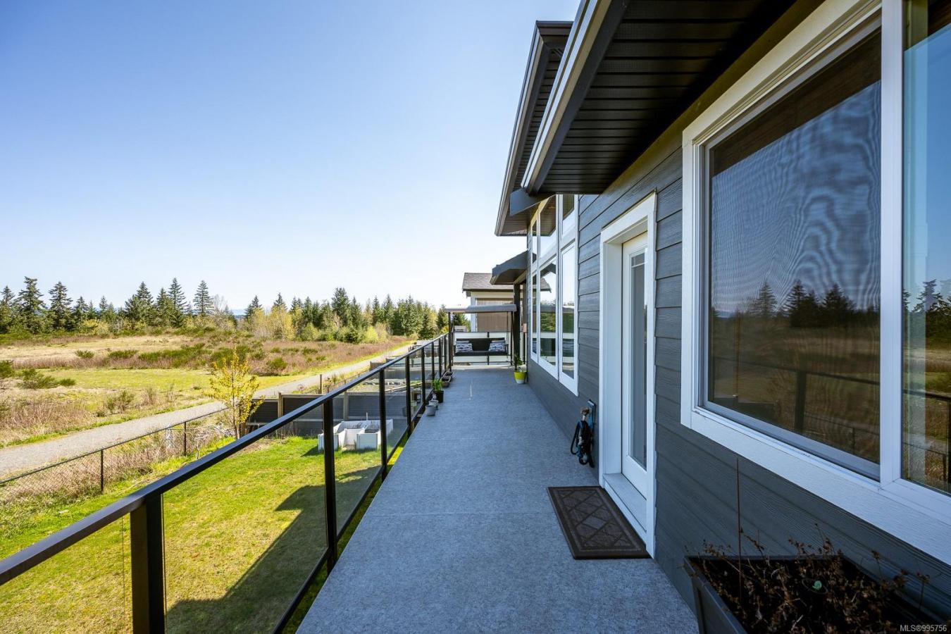 Courtenay, BC, V9N 0E7, Canada, 6 Bedrooms Bedrooms, ,Residential,For Sale,1828873