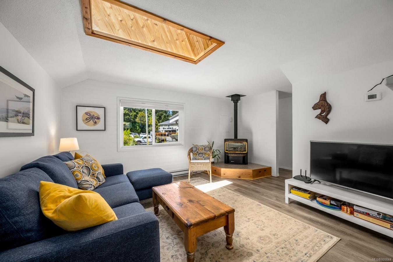 Black Creek, BC, V9J 1B3, Canada, 2 Bedrooms Bedrooms, ,1 BathroomBathrooms,Residential,For Sale,1828870