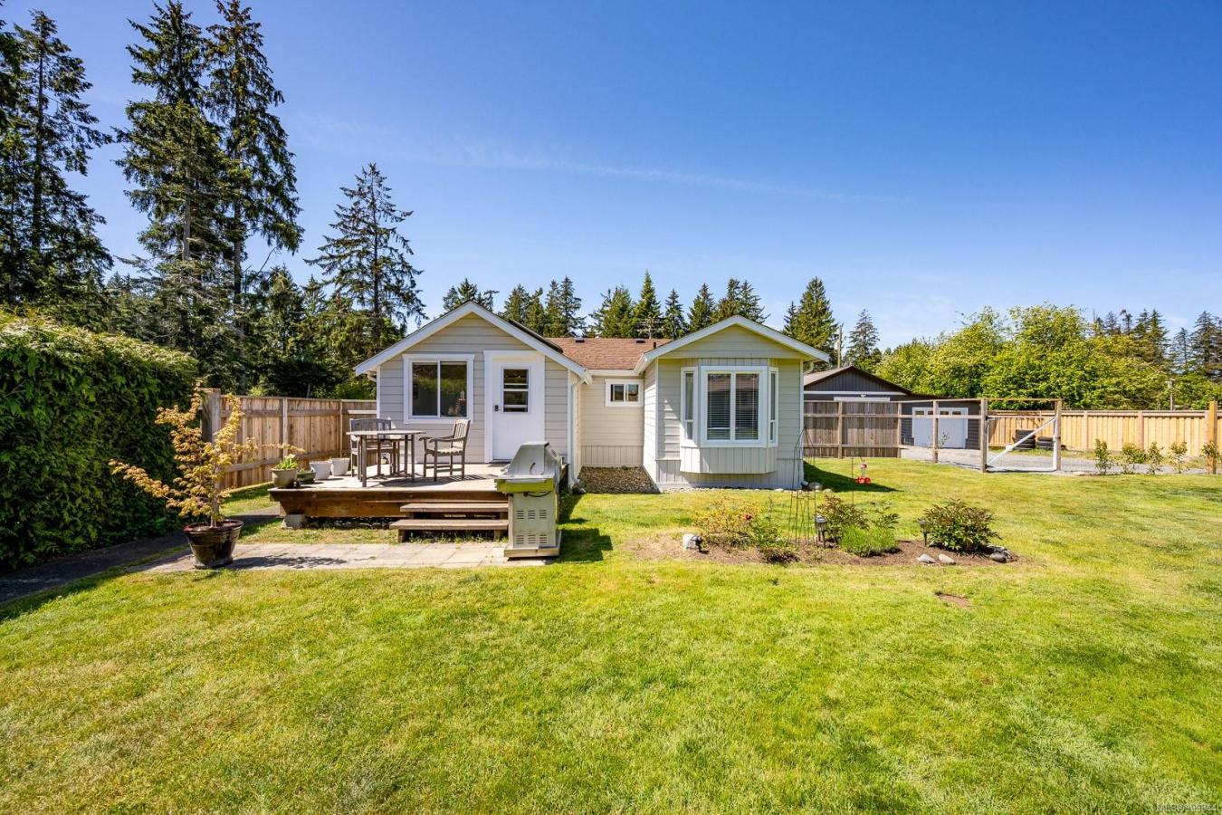 Black Creek, BC, V9J 1B3, Canada, 2 Bedrooms Bedrooms, ,1 BathroomBathrooms,Residential,For Sale,1828870
