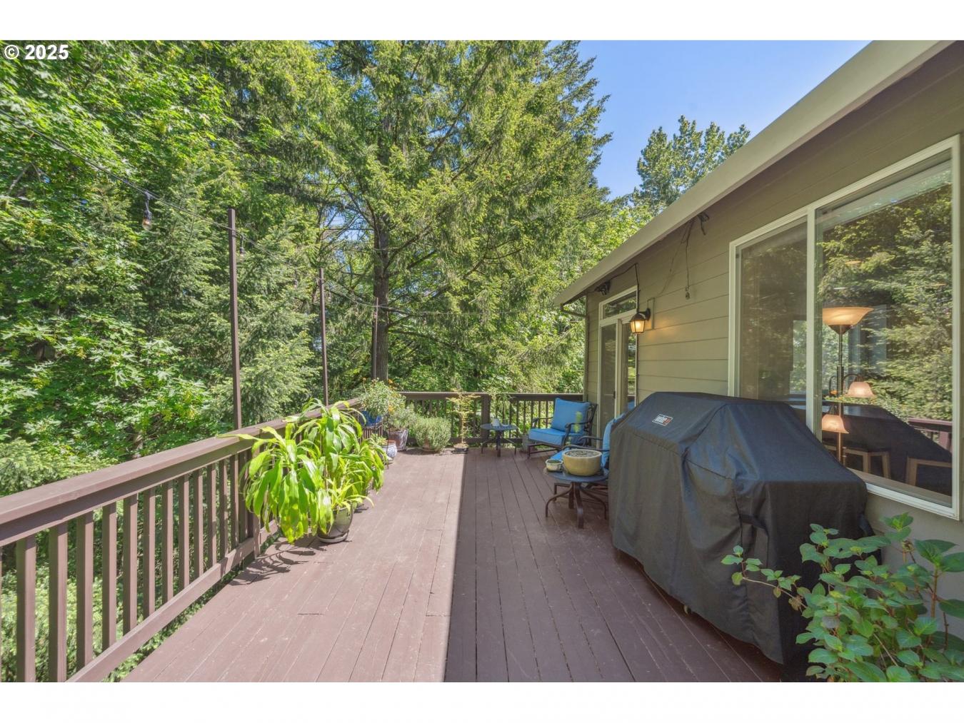 Beaverton, Oregon, 97007, United States, 5 Bedrooms Bedrooms, ,4 BathroomsBathrooms,Residential,For Sale,1828861
