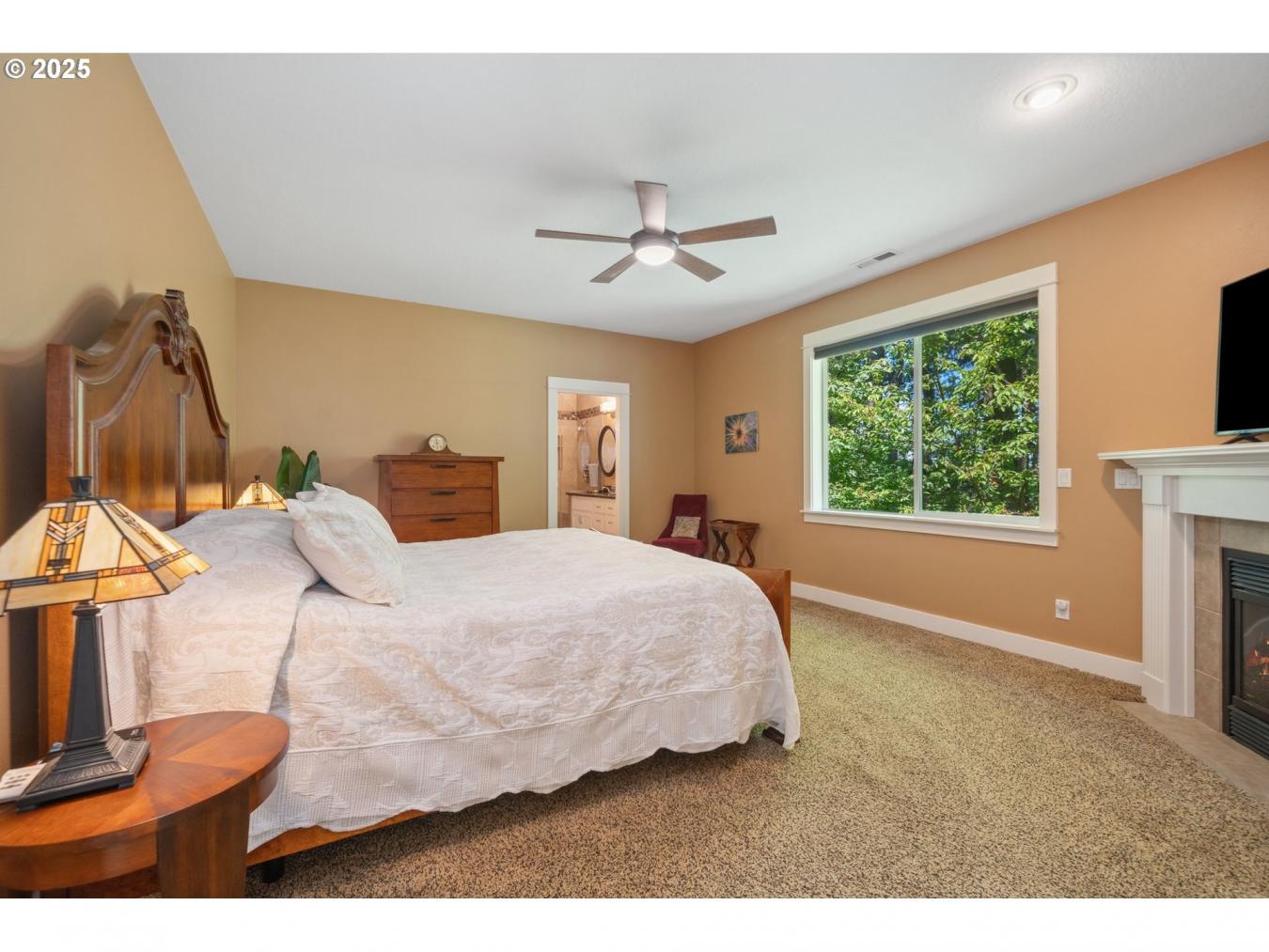 Beaverton, Oregon, 97007, United States, 5 Bedrooms Bedrooms, ,4 BathroomsBathrooms,Residential,For Sale,1828861