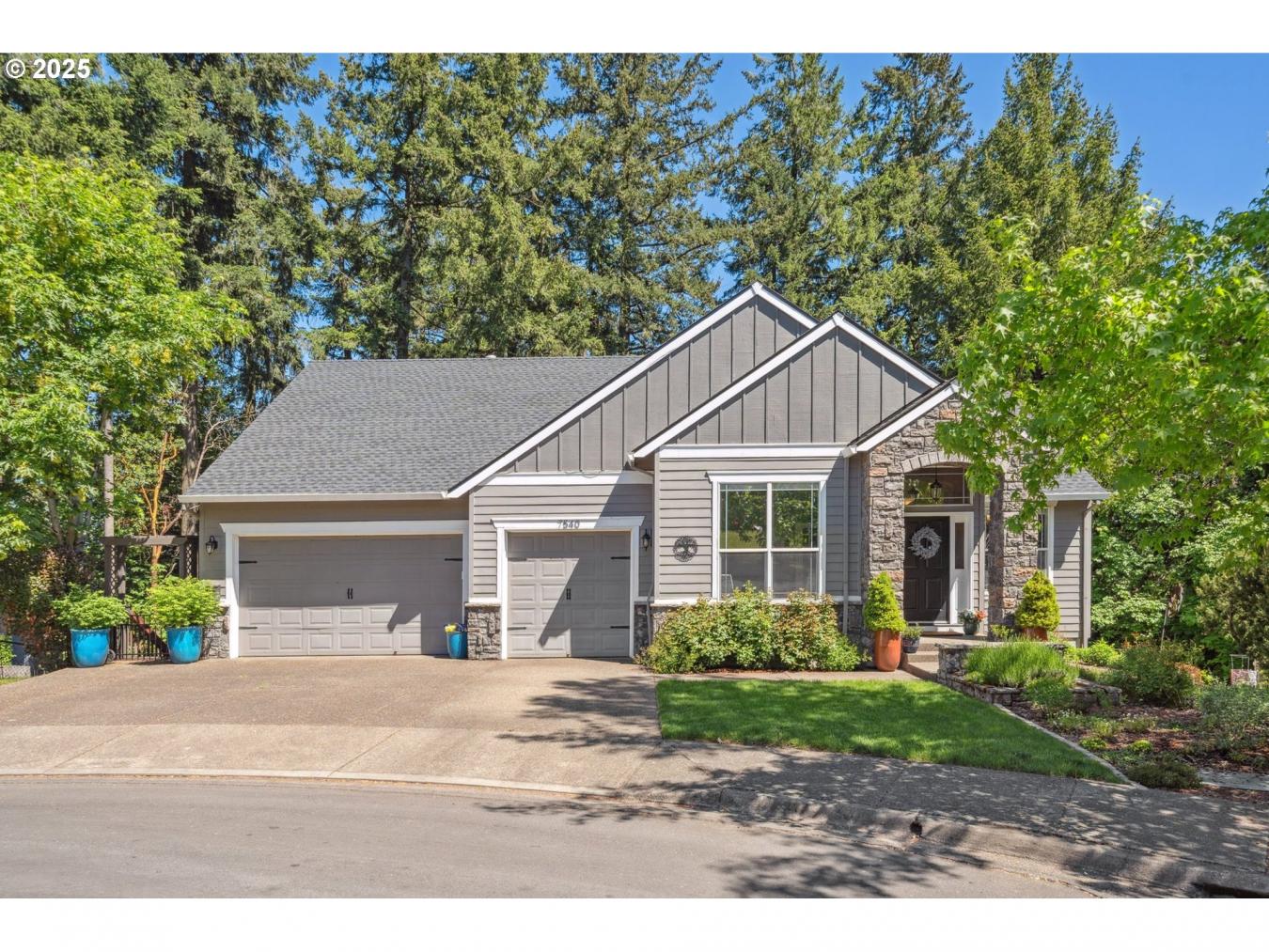 Beaverton, Oregon, 97007, United States, 5 Bedrooms Bedrooms, ,4 BathroomsBathrooms,Residential,For Sale,1828861
