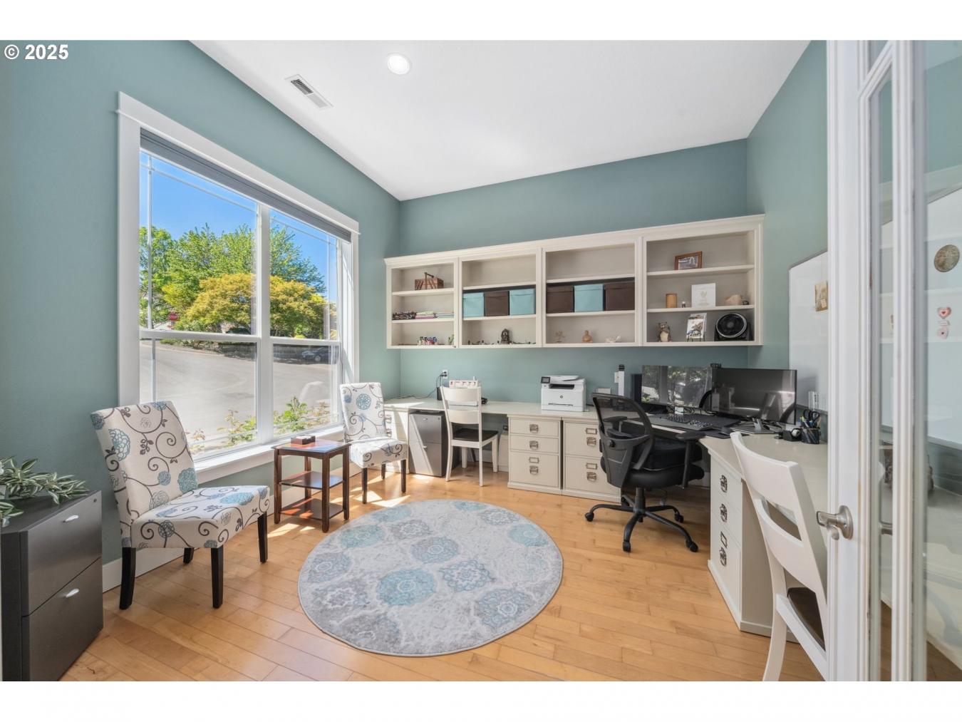 Beaverton, Oregon, 97007, United States, 5 Bedrooms Bedrooms, ,4 BathroomsBathrooms,Residential,For Sale,1828861