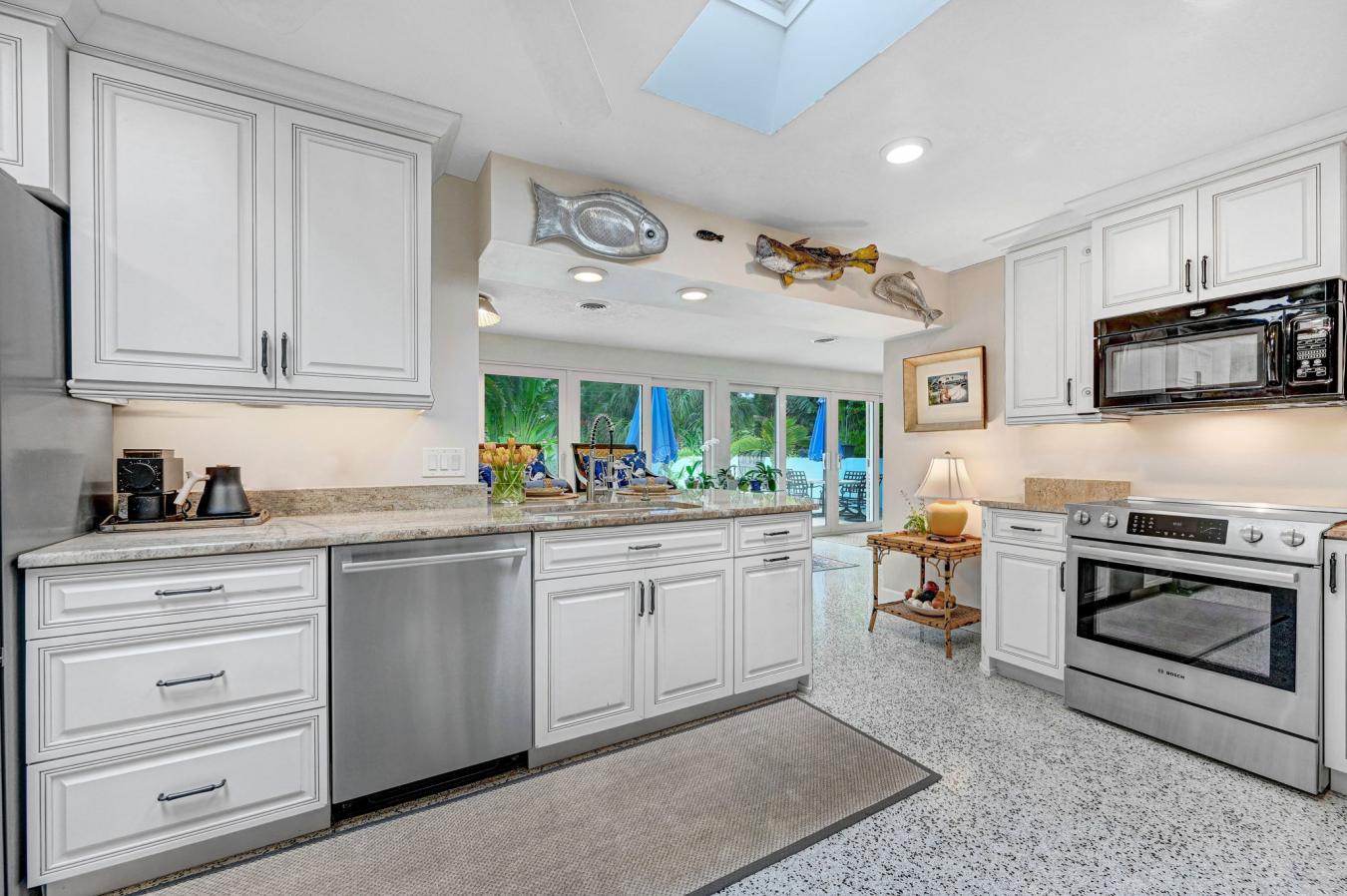 Melbourne, Brevard County, 32901, United States, 3 Bedrooms Bedrooms, ,2 BathroomsBathrooms,Residential,For Sale,1824326