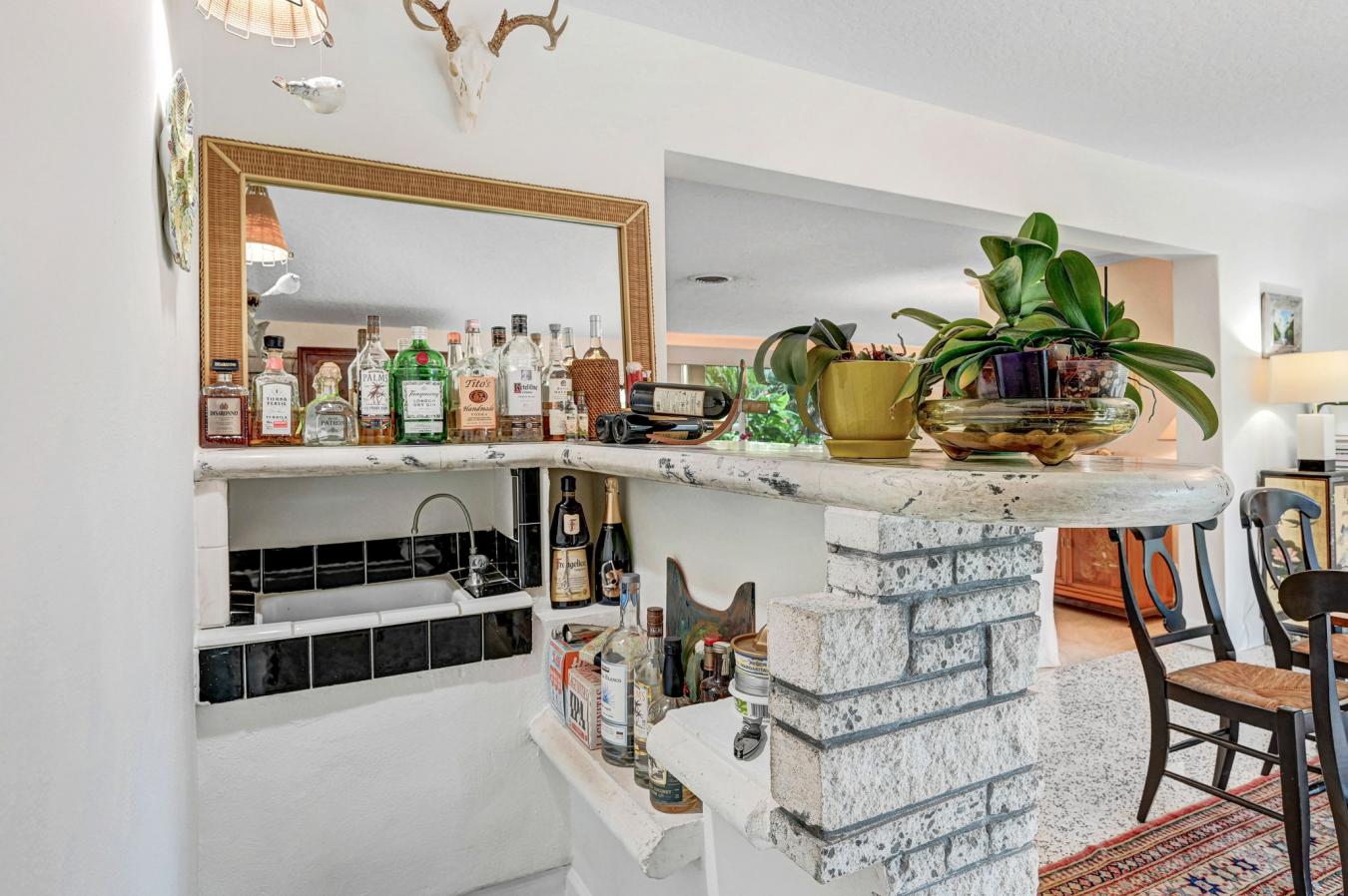 Melbourne, Brevard County, 32901, United States, 3 Bedrooms Bedrooms, ,2 BathroomsBathrooms,Residential,For Sale,1824326