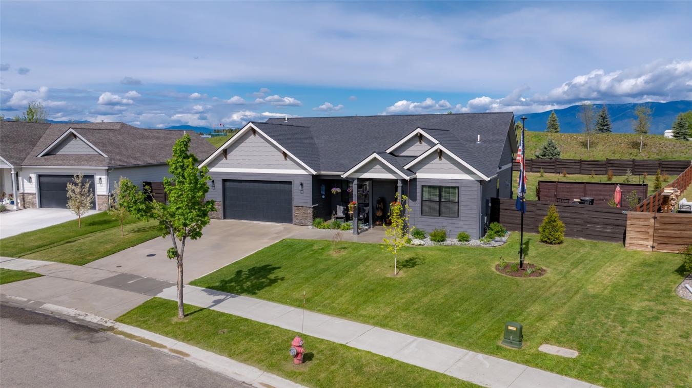 Kalispell, Montana, 59901, United States, 3 Bedrooms Bedrooms, ,2 BathroomsBathrooms,Residential,For Sale,1828859