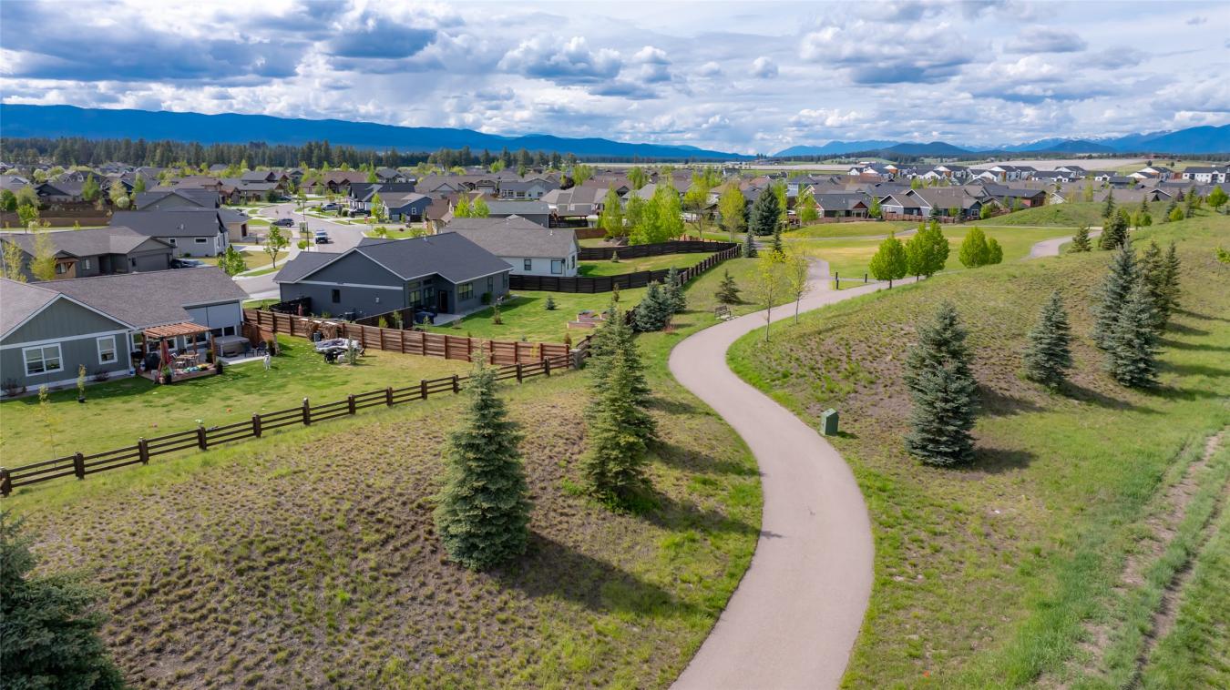 Kalispell, Montana, 59901, United States, 3 Bedrooms Bedrooms, ,2 BathroomsBathrooms,Residential,For Sale,1828859