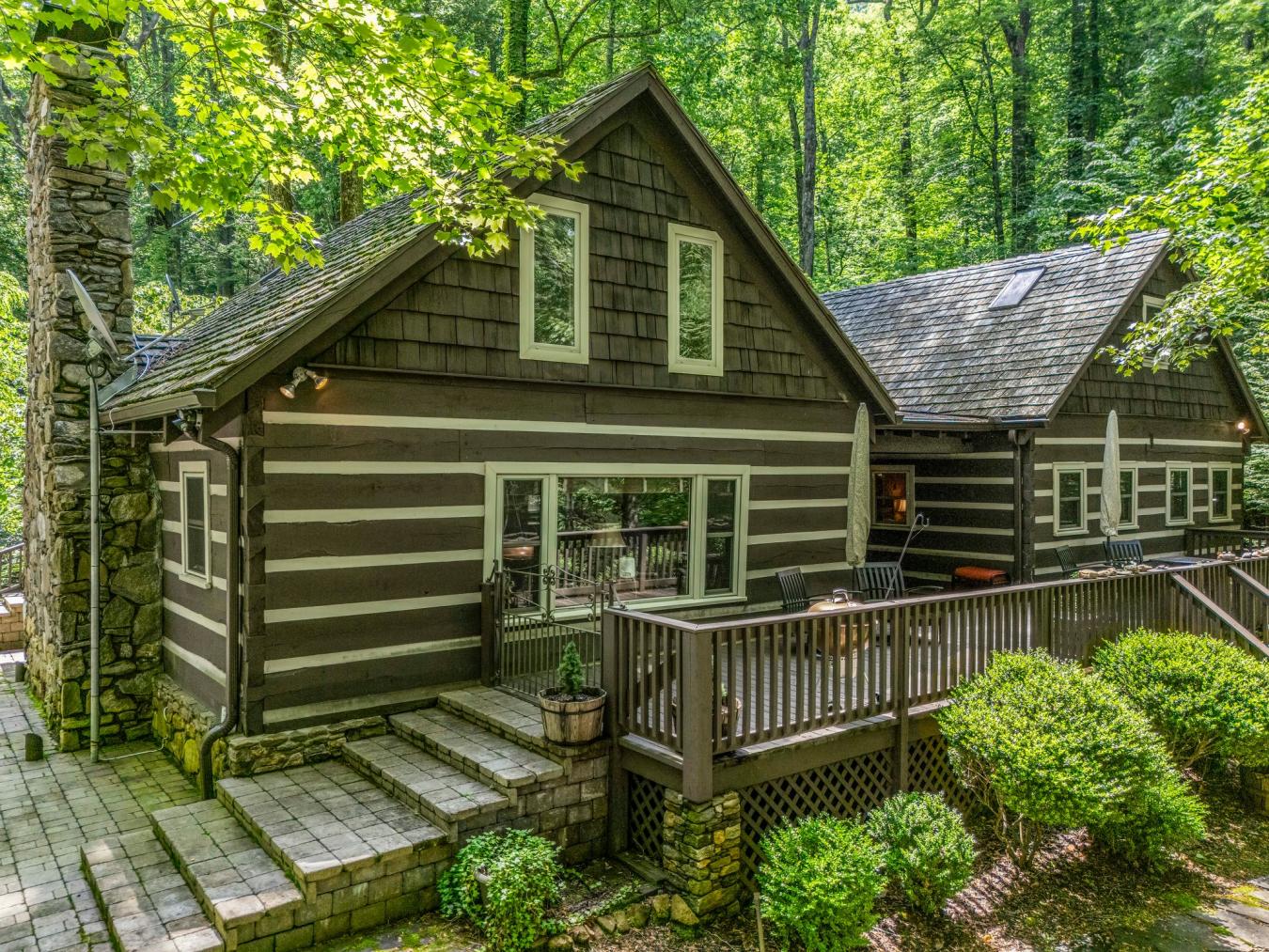 Union Mills, North Carolina, 28167, United States, 4 Bedrooms Bedrooms, ,5 BathroomsBathrooms,Residential,For Sale,1824321