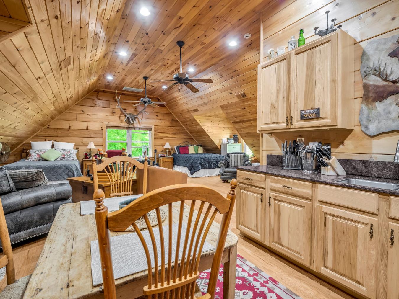 Union Mills, North Carolina, 28167, United States, 4 Bedrooms Bedrooms, ,5 BathroomsBathrooms,Residential,For Sale,1824321