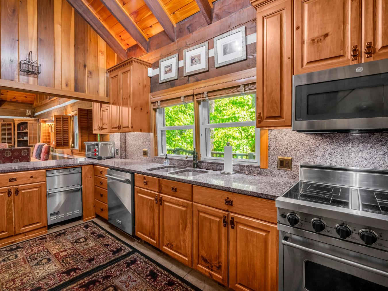 Union Mills, North Carolina, 28167, United States, 4 Bedrooms Bedrooms, ,5 BathroomsBathrooms,Residential,For Sale,1824321