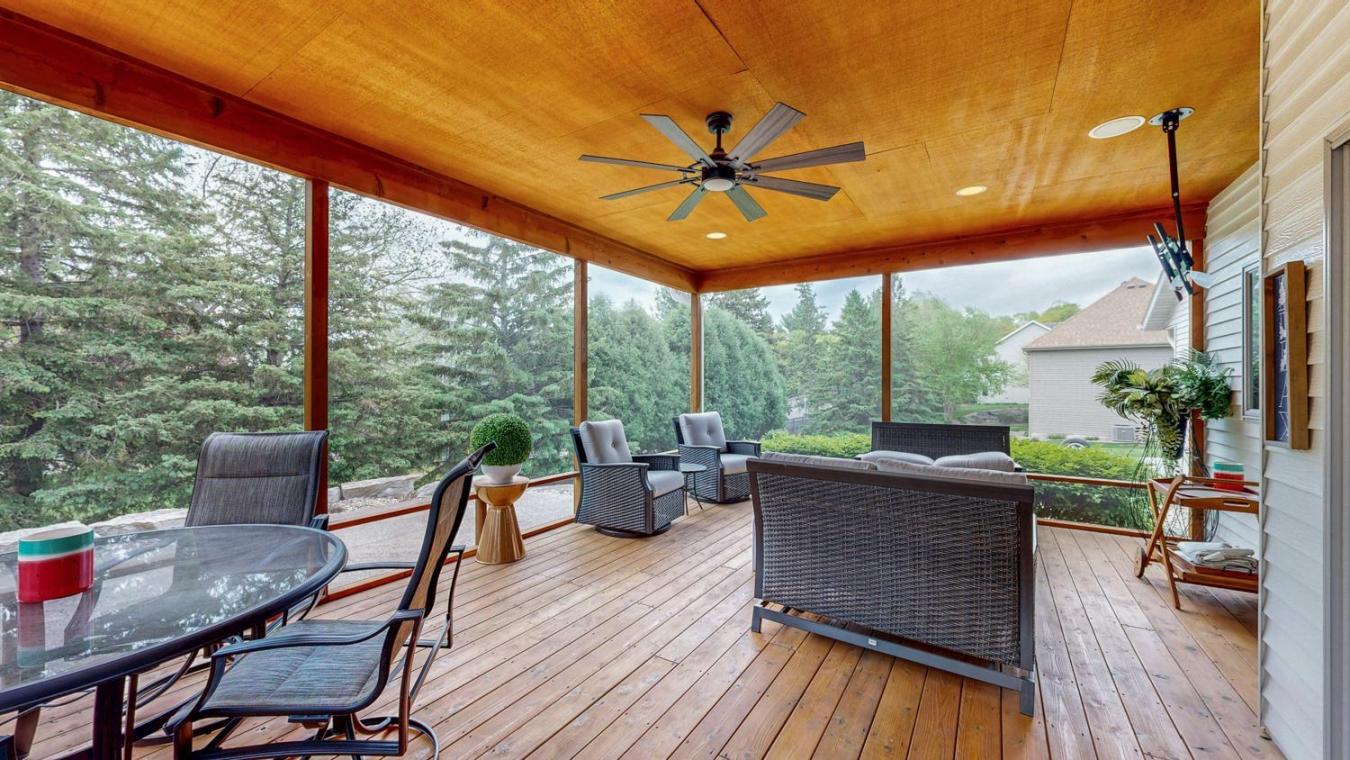 Rochester, Minnesota, 55902, United States, 3 Bedrooms Bedrooms, ,2 BathroomsBathrooms,Residential,For Sale,1828852