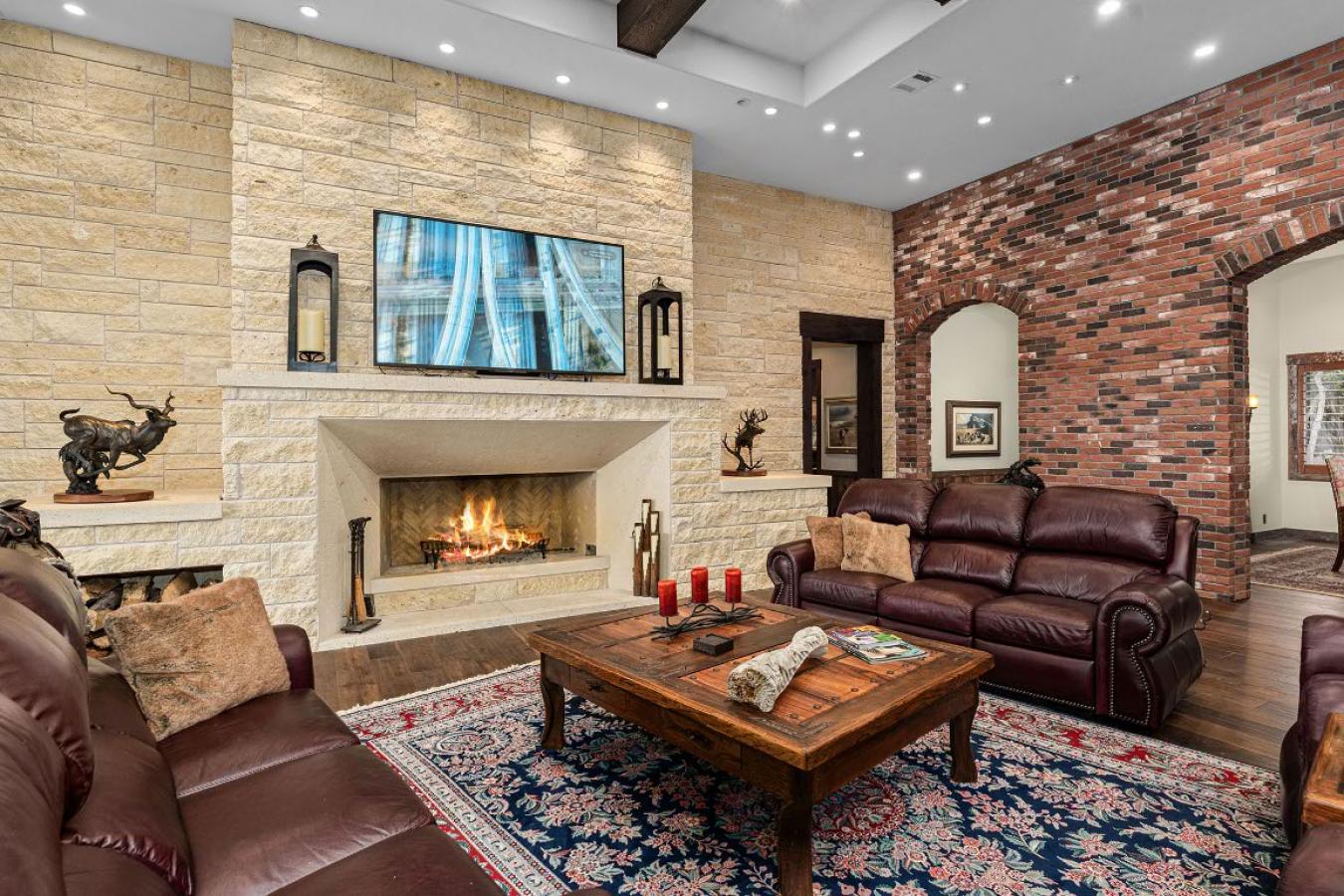 Georgetown, Texas, 78633, United States, 4 Bedrooms Bedrooms, ,4 BathroomsBathrooms,Residential,For Sale,1824783