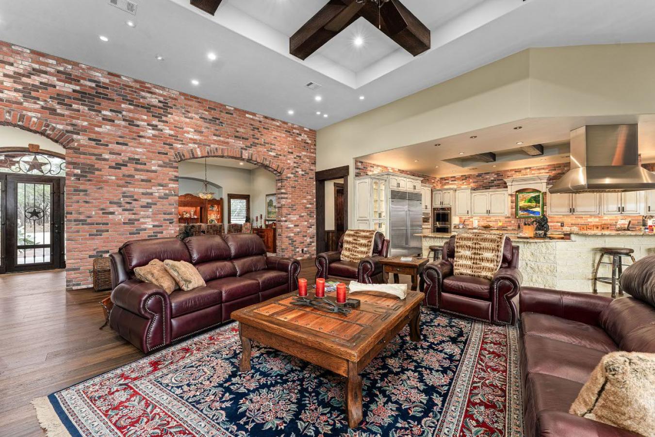 Georgetown, Texas, 78633, United States, 4 Bedrooms Bedrooms, ,4 BathroomsBathrooms,Residential,For Sale,1824783
