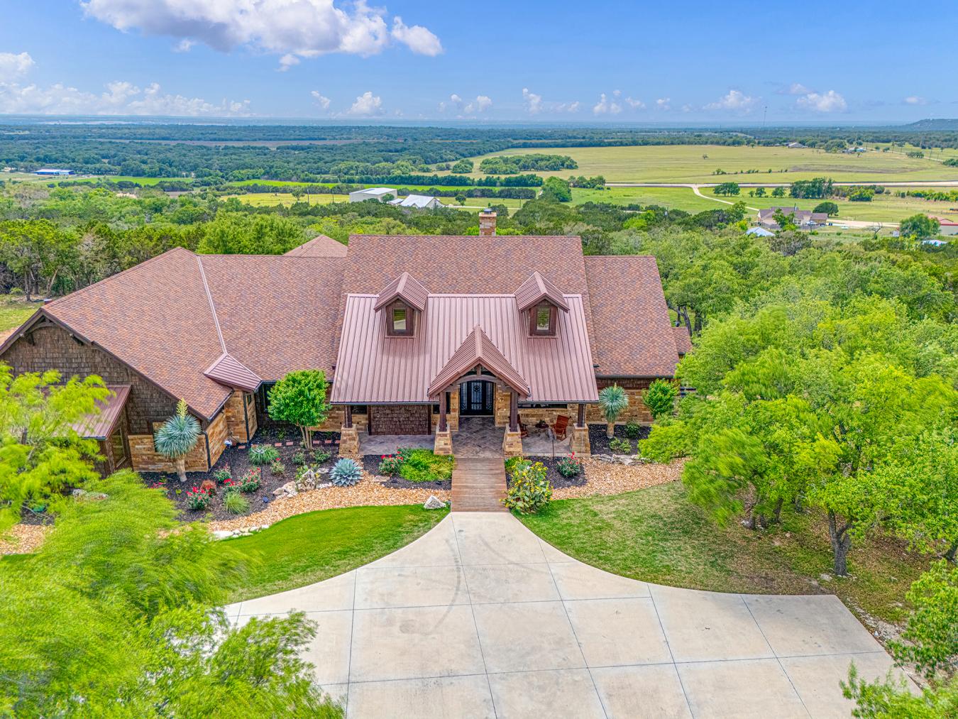 Georgetown, Texas, 78633, United States, 4 Bedrooms Bedrooms, ,4 BathroomsBathrooms,Residential,For Sale,1824783