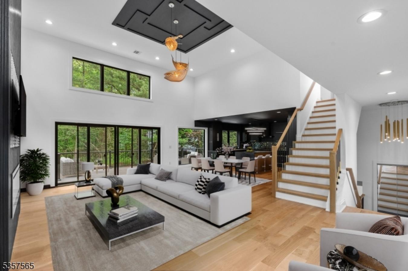Millburn Twp., New Jersey, 07078, United States, 8 Bedrooms Bedrooms, ,6 BathroomsBathrooms,Residential,For Sale,1828845