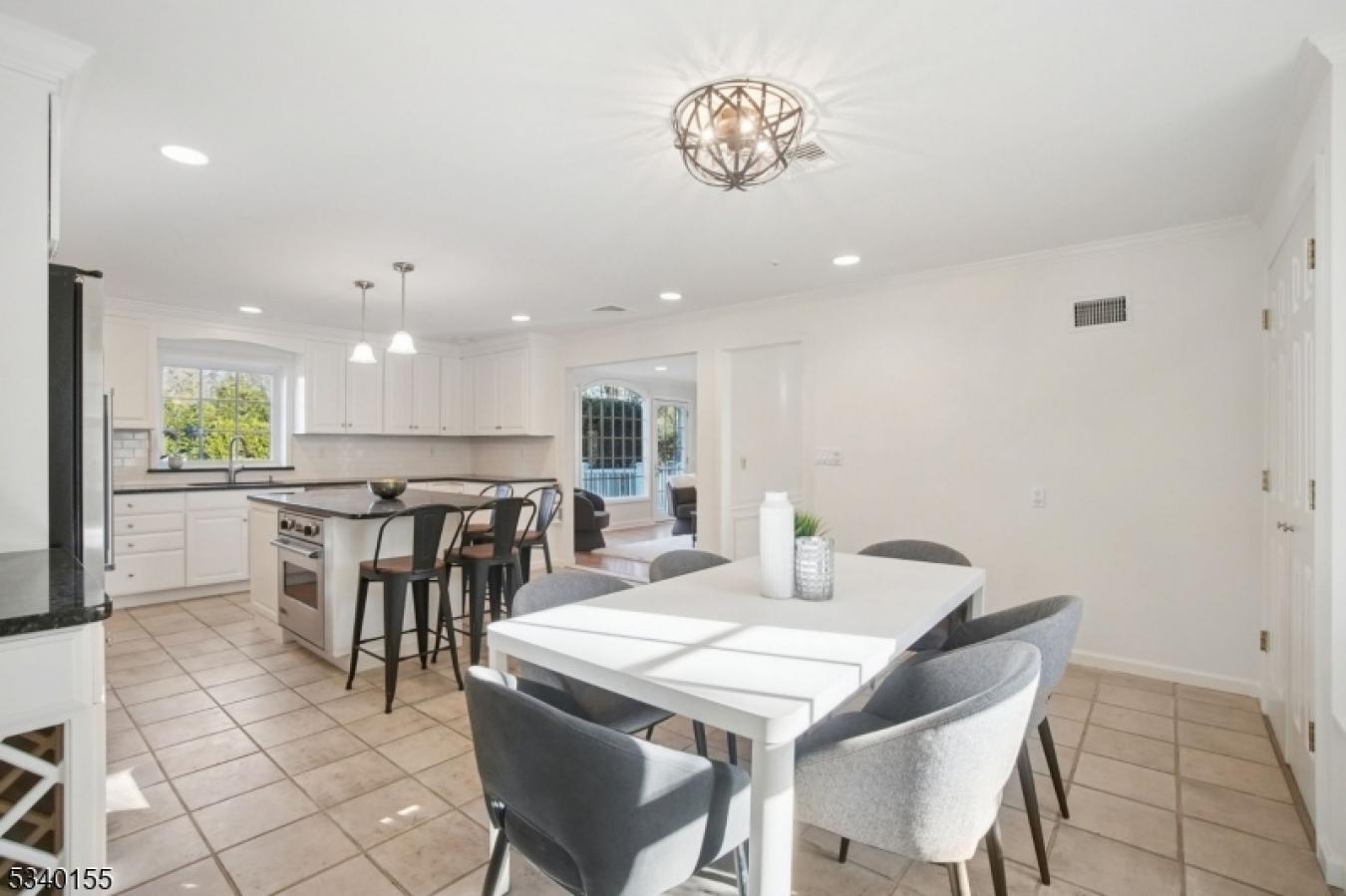 Millburn Twp., New Jersey, 07078, United States, 5 Bedrooms Bedrooms, ,4 BathroomsBathrooms,Residential,For Sale,1828844
