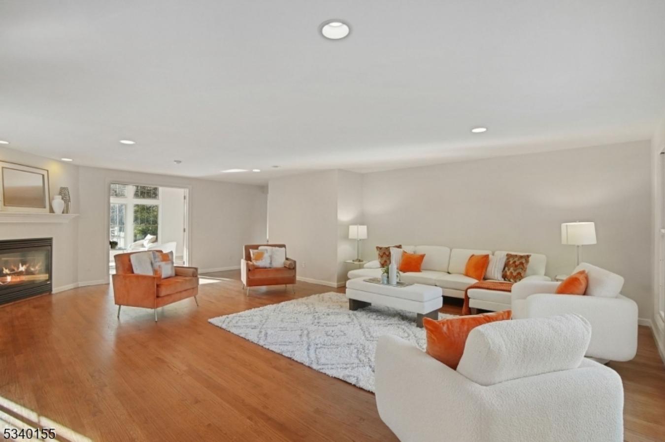 Millburn Twp., New Jersey, 07078, United States, 5 Bedrooms Bedrooms, ,4 BathroomsBathrooms,Residential,For Sale,1828844