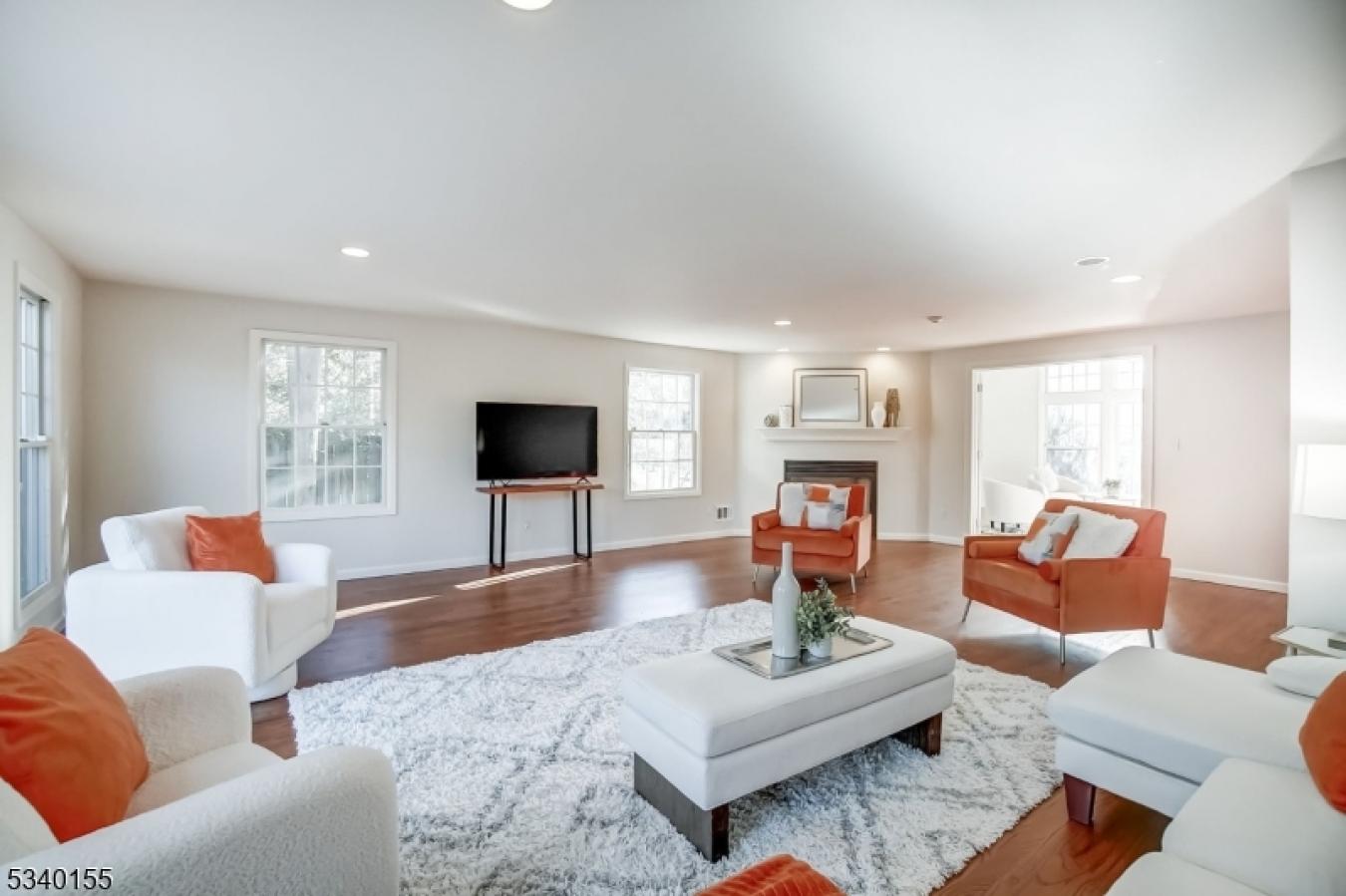 Millburn Twp., New Jersey, 07078, United States, 5 Bedrooms Bedrooms, ,4 BathroomsBathrooms,Residential,For Sale,1828844