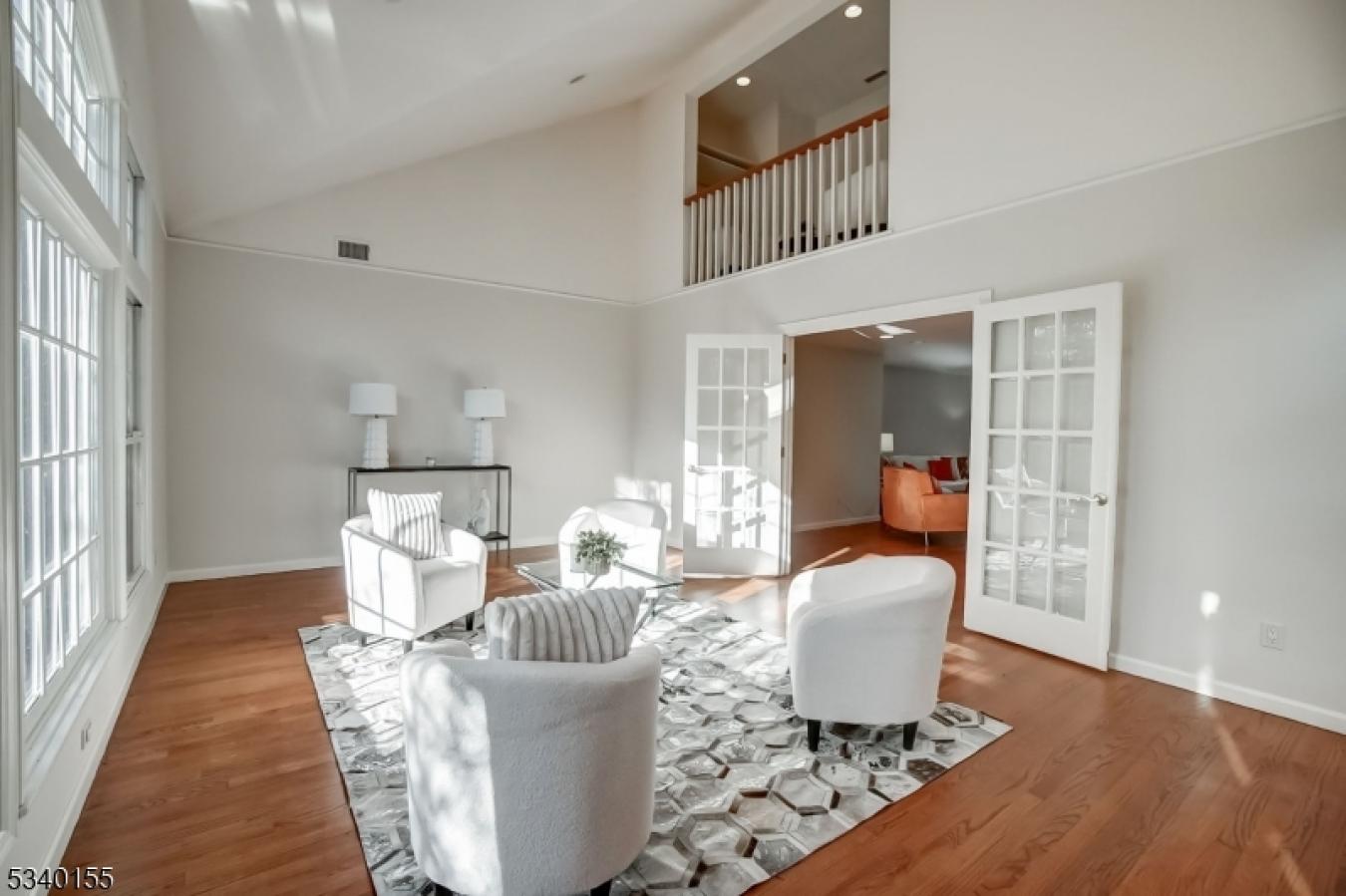 Millburn Twp., New Jersey, 07078, United States, 5 Bedrooms Bedrooms, ,4 BathroomsBathrooms,Residential,For Sale,1828844