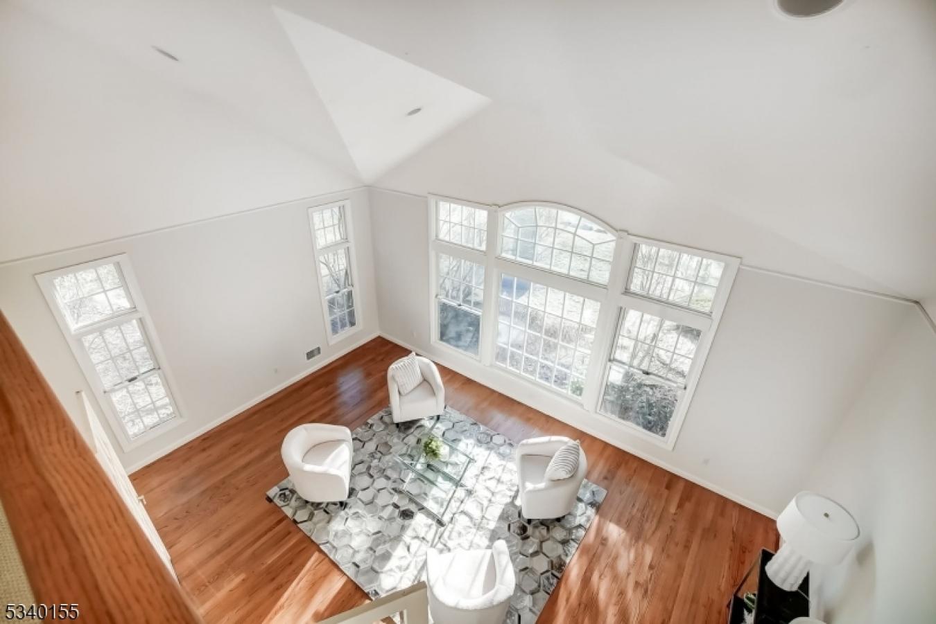 Millburn Twp., New Jersey, 07078, United States, 5 Bedrooms Bedrooms, ,4 BathroomsBathrooms,Residential,For Sale,1828844