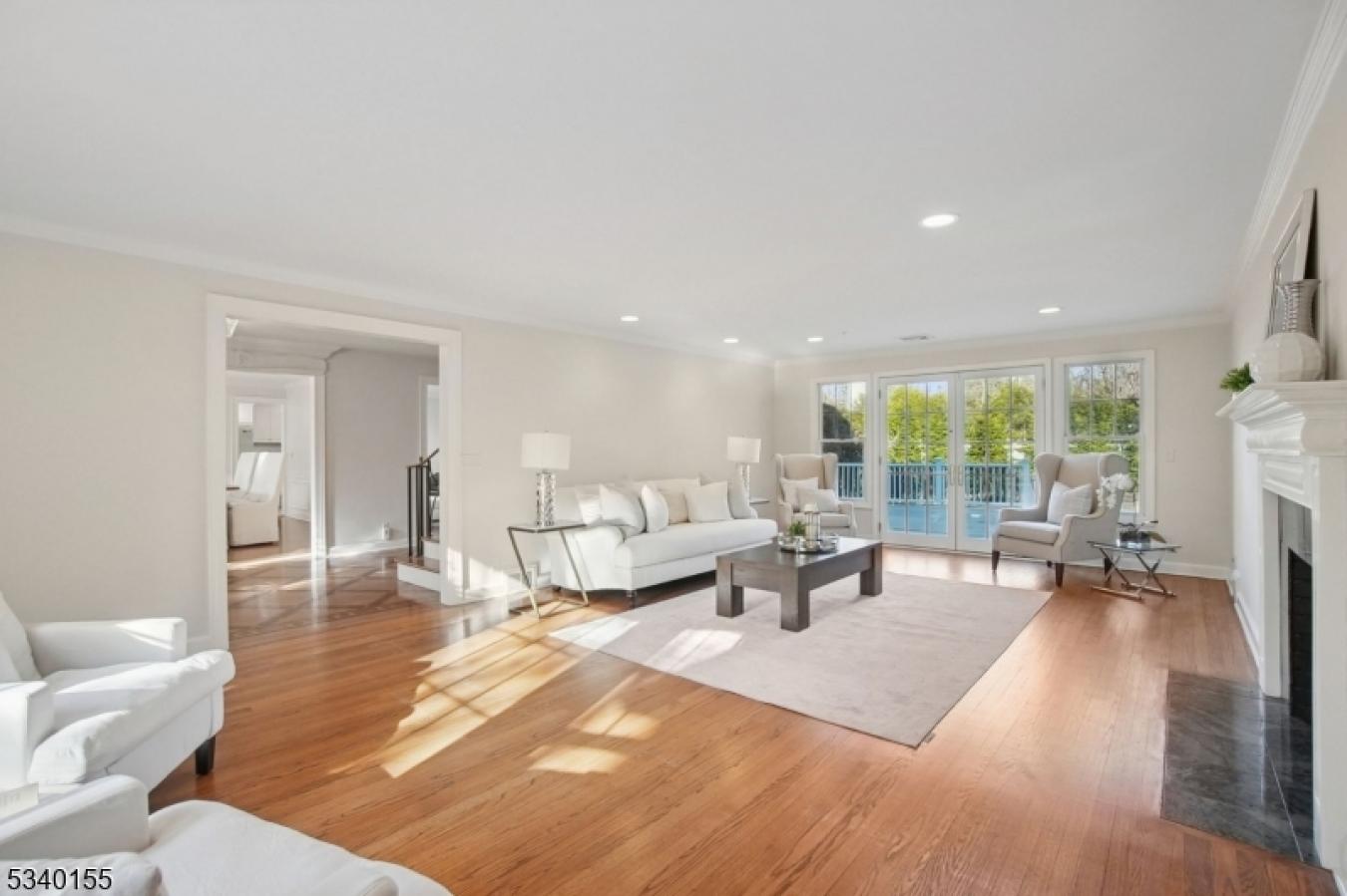 Millburn Twp., New Jersey, 07078, United States, 5 Bedrooms Bedrooms, ,4 BathroomsBathrooms,Residential,For Sale,1828844