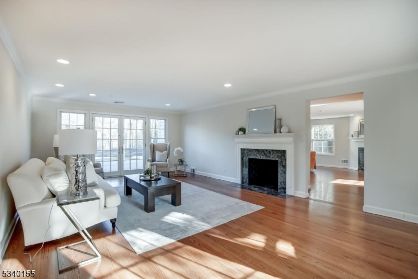 Millburn Twp., New Jersey, 07078, United States, 5 Bedrooms Bedrooms, ,4 BathroomsBathrooms,Residential,For Sale,1828844