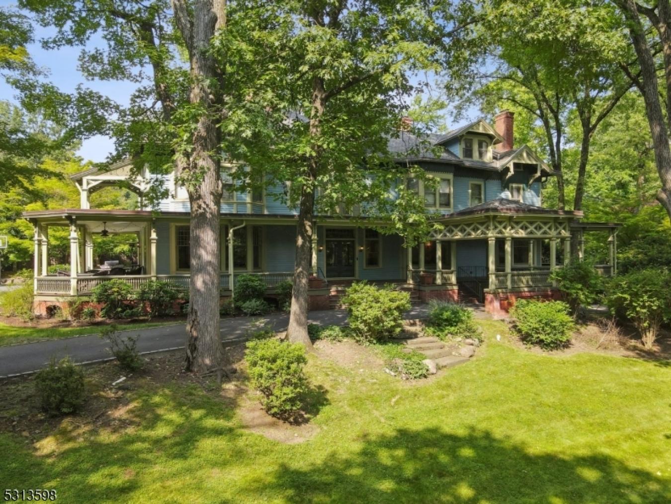 Millburn Twp., New Jersey, 07078, United States, 10 Bedrooms Bedrooms, ,6 BathroomsBathrooms,Residential,For Sale,1828843