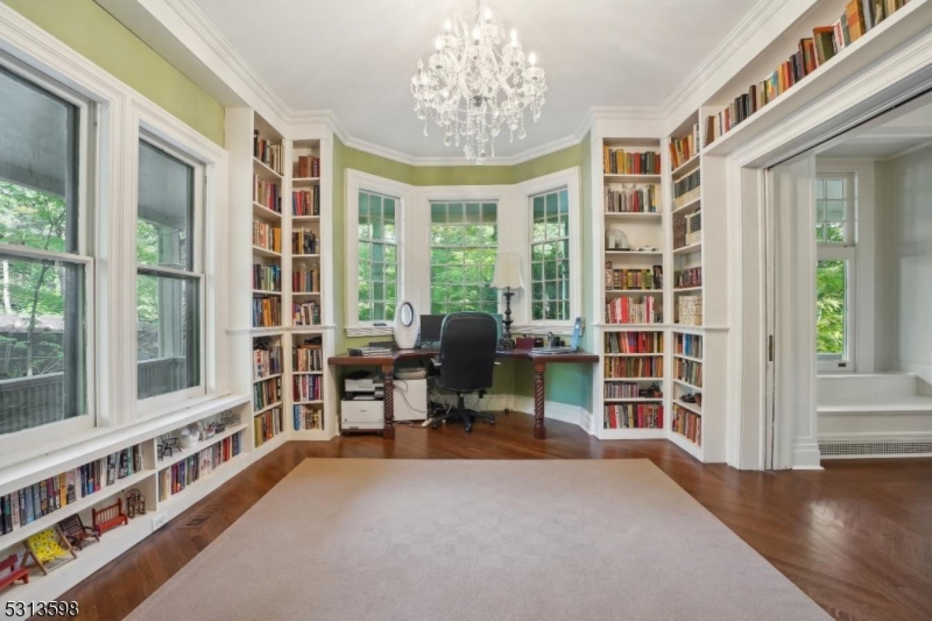 Millburn Twp., New Jersey, 07078, United States, 10 Bedrooms Bedrooms, ,6 BathroomsBathrooms,Residential,For Sale,1828843