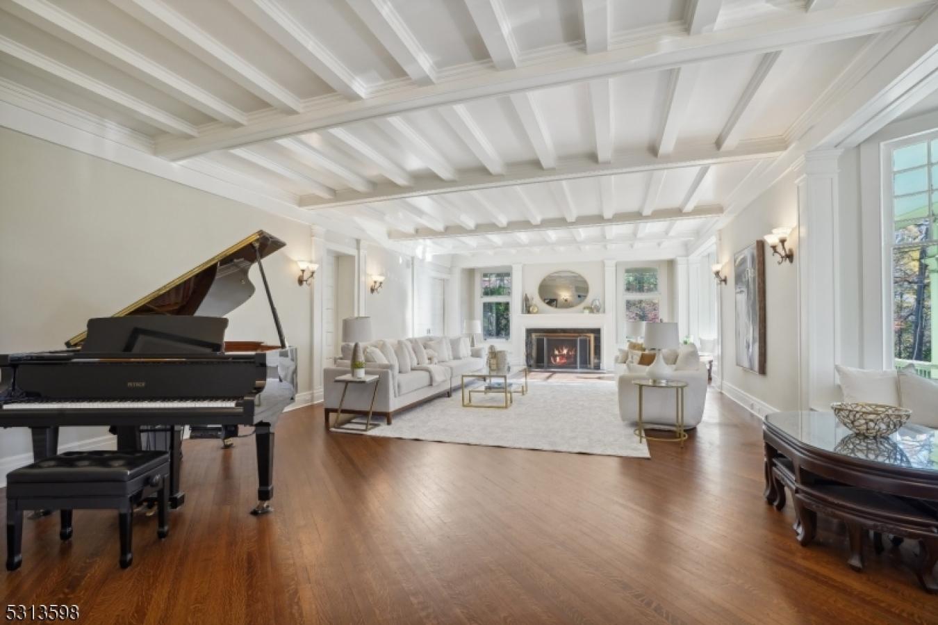 Millburn Twp., New Jersey, 07078, United States, 10 Bedrooms Bedrooms, ,6 BathroomsBathrooms,Residential,For Sale,1828843