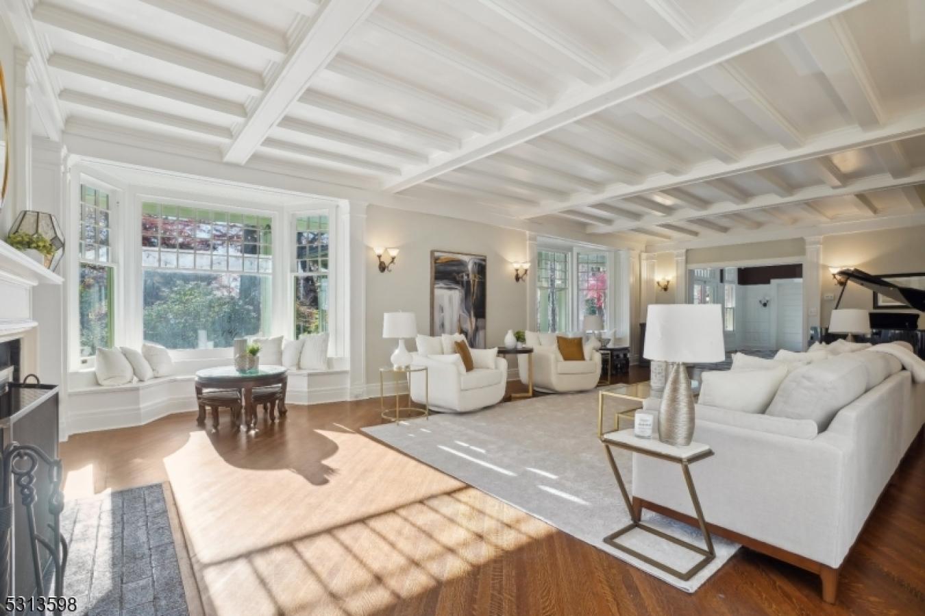 Millburn Twp., New Jersey, 07078, United States, 10 Bedrooms Bedrooms, ,6 BathroomsBathrooms,Residential,For Sale,1828843