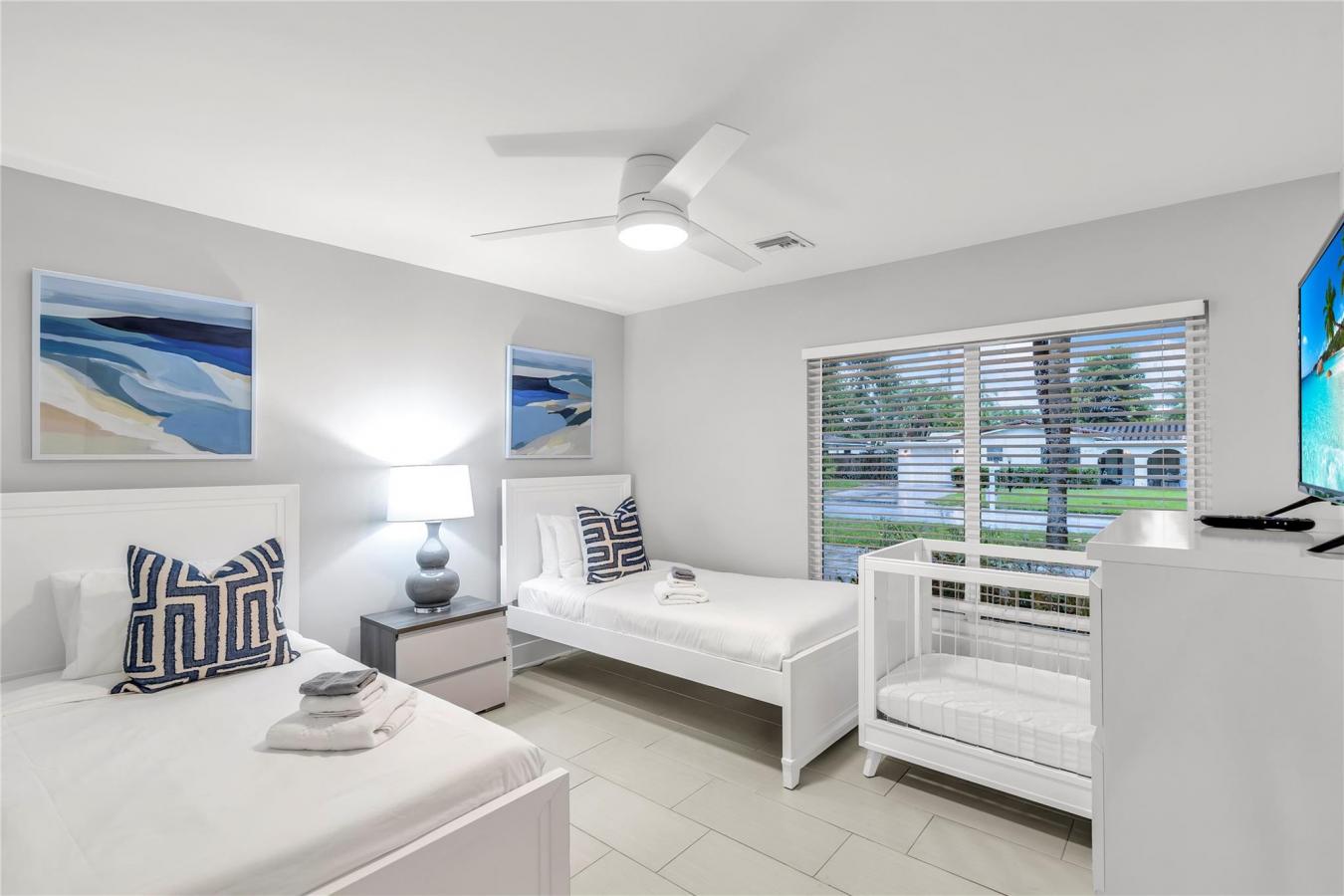Lighthouse Point, Florida, 33064, United States, 3 Bedrooms Bedrooms, ,3 BathroomsBathrooms,Residential,For Sale,1828841