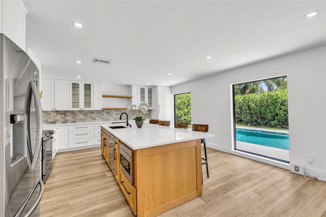 Boca Raton, Florida, 33487, United States, 3 Bedrooms Bedrooms, ,2 BathroomsBathrooms,Residential,For Sale,1828840